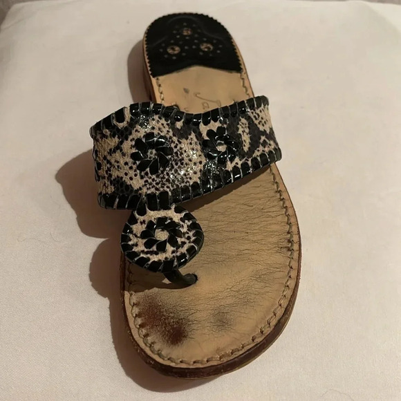 Jack Rogers Women's Snake Skin Tan Black Patent Sandals Flip Flops Size 8M - Picture 4 of 16